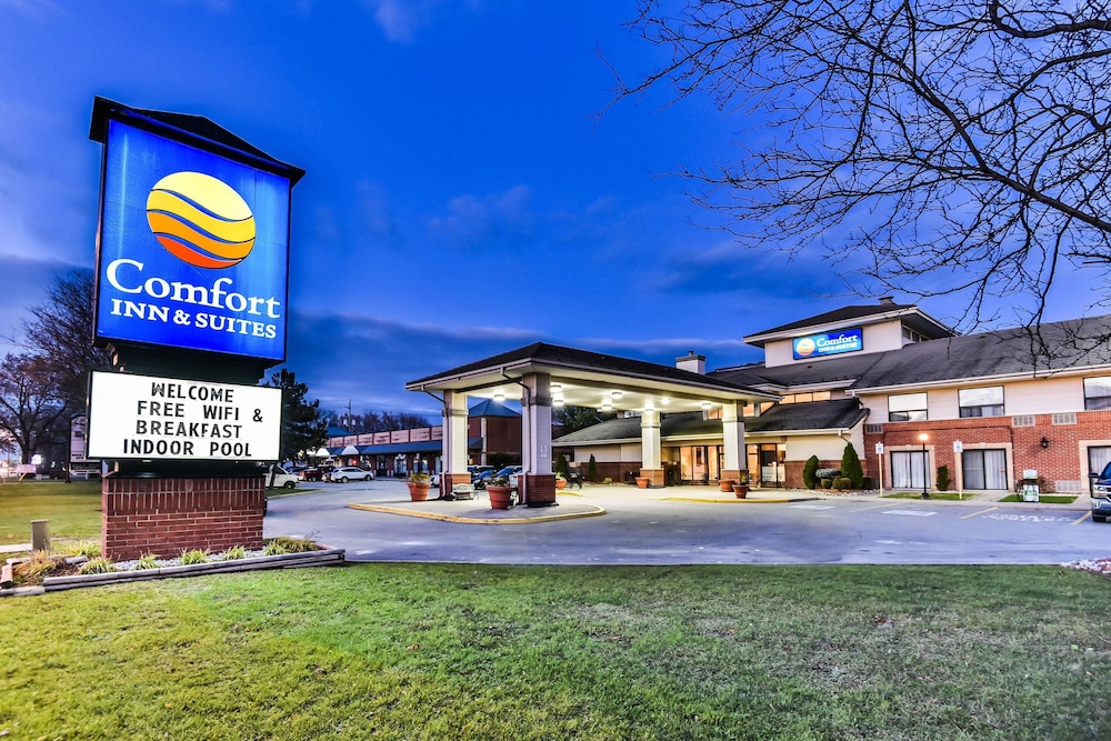 Comfort Inn & Suites Ambassador Bridge 1/39
