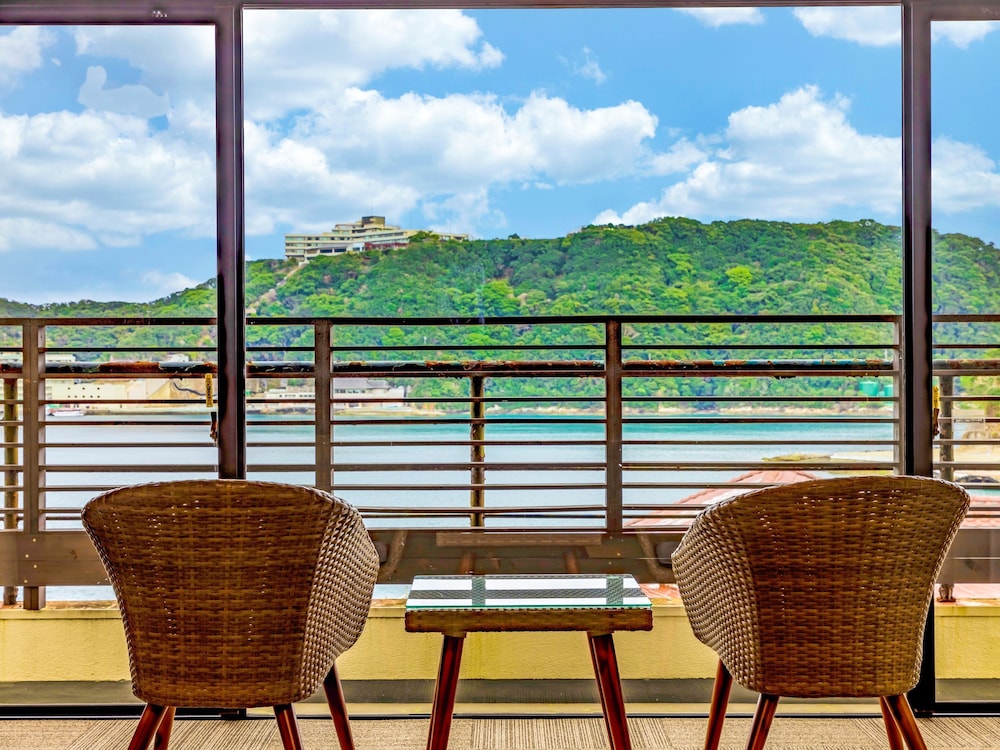 Yukai Resort Premium Koshinoyu 38/50