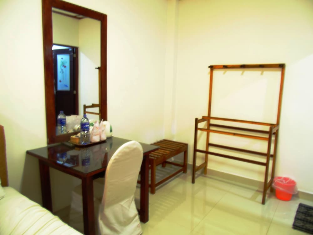 Thilaka City Hotel 25/44