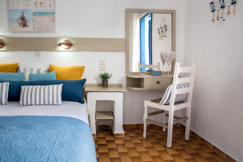 Amazona Apartments 25/50