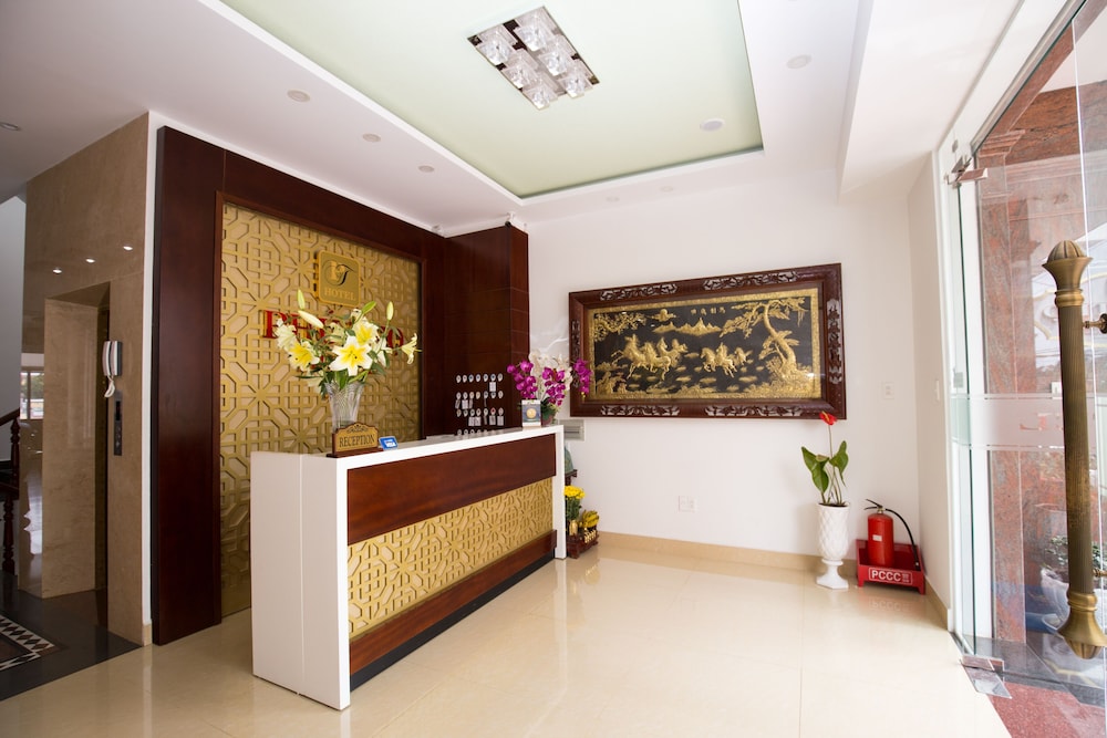 Da Lat Phu Tho Hotel 5/40