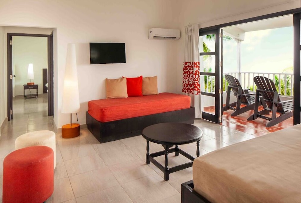 Hotel Decameron Galeon 27/48