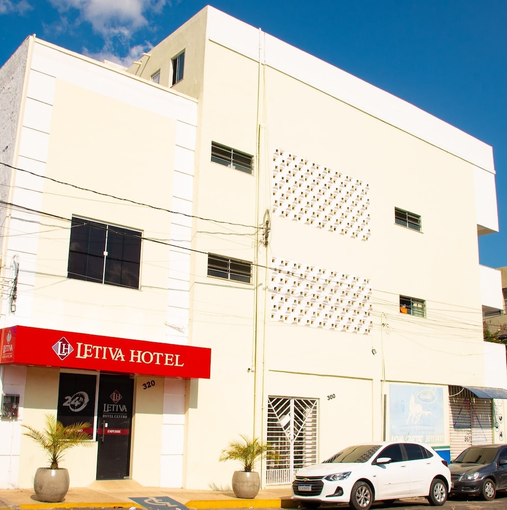 Letiva Hotel Centro 2/50