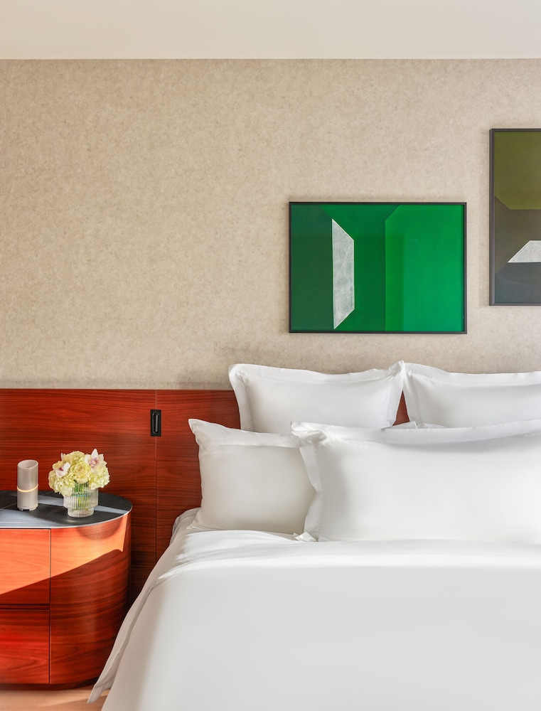 Fairmont Gold, King Bed, Harbour View