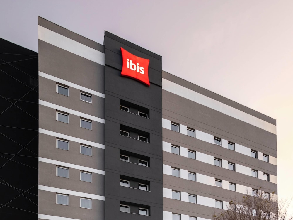 Ibis Botucatu 1/50