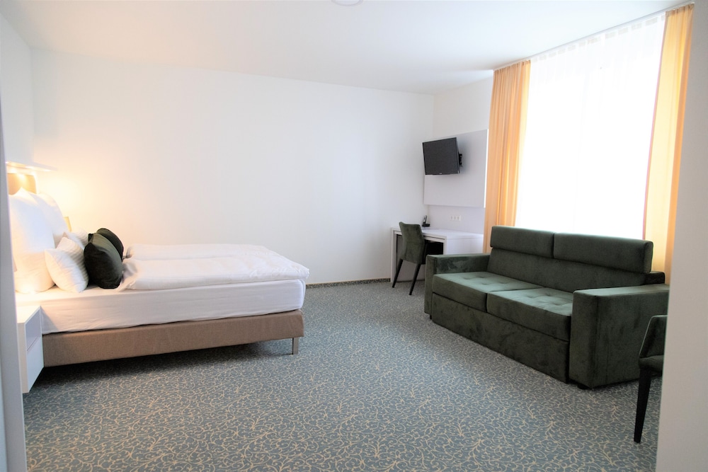 Amplidi Hotel Hannover 5/23