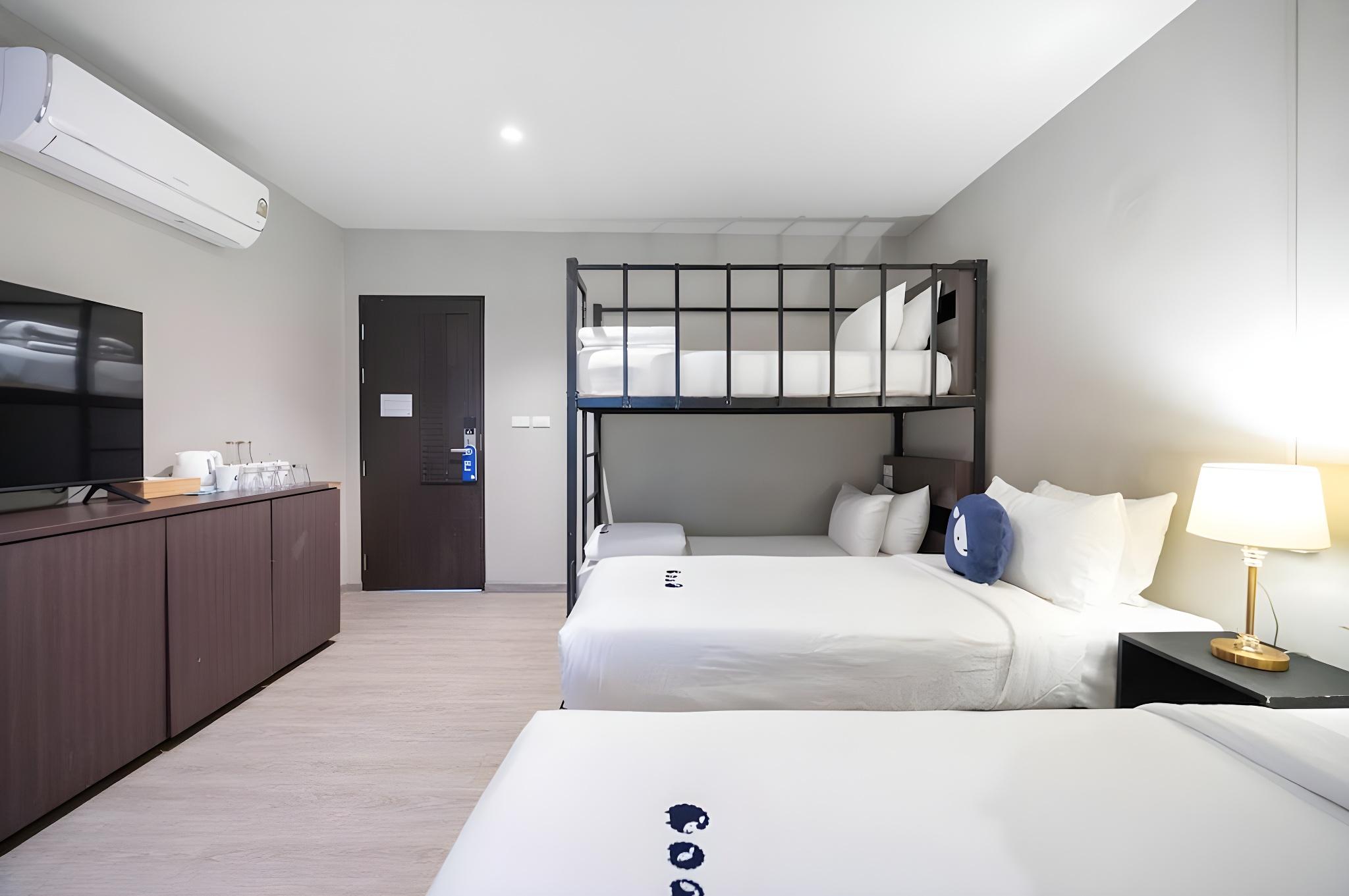 Comfort, Quadruple, Single Bed