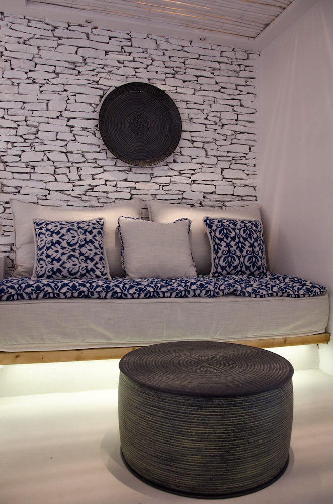 Levantes Ios Boutique Hotel 5/74