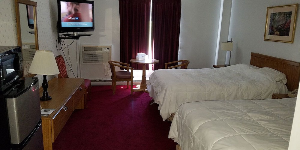 Woonsocket Motor Inn 9/15