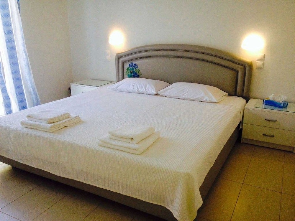 Zante Vista Villas 4/21
