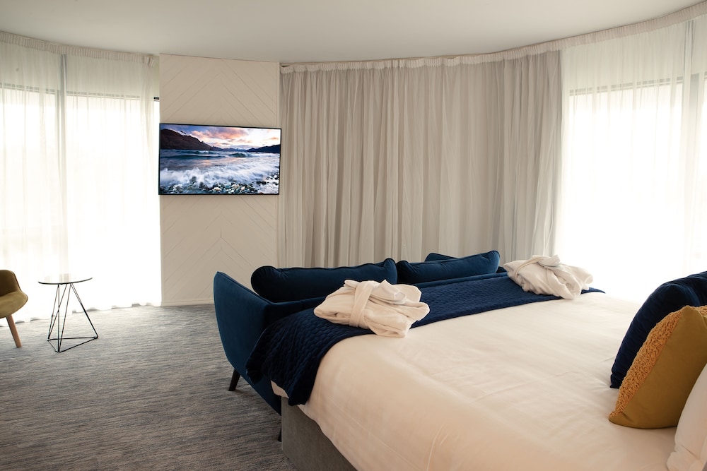 Classic, Suite, King Bed
