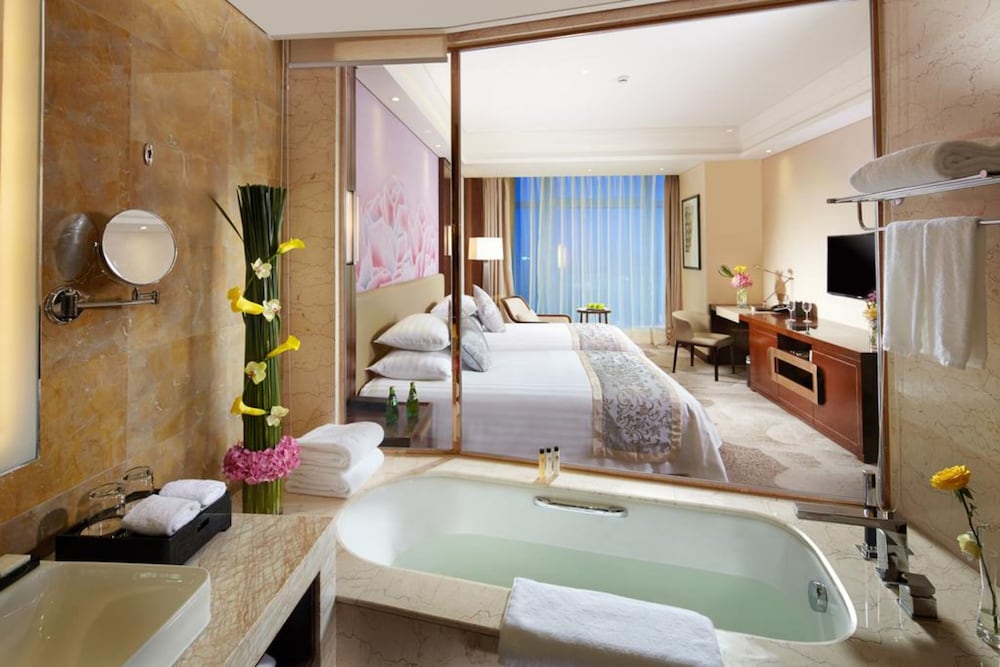 GRAND NEW CENTURY HOTEL FUYANG 34/34