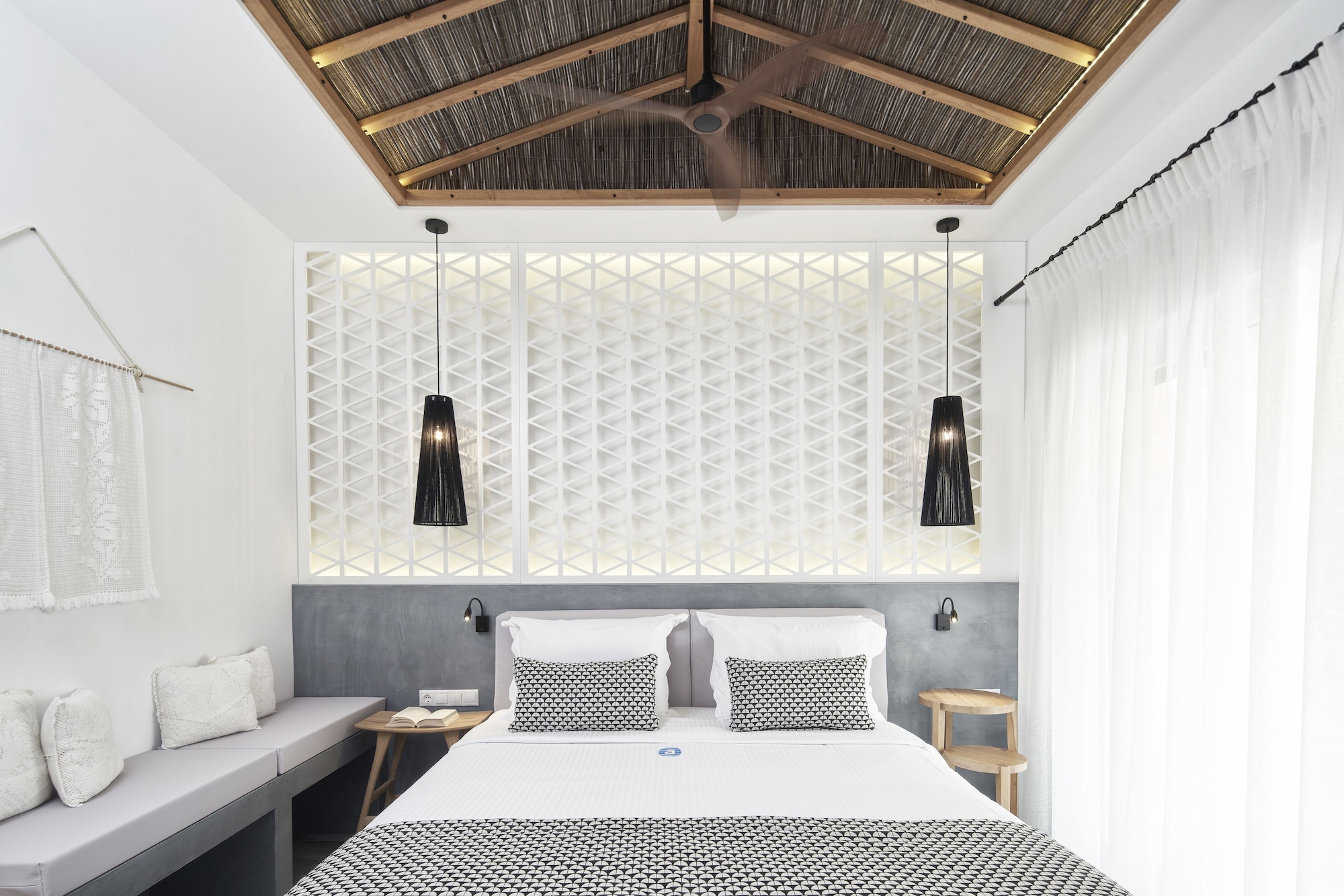 DOUBLE BED