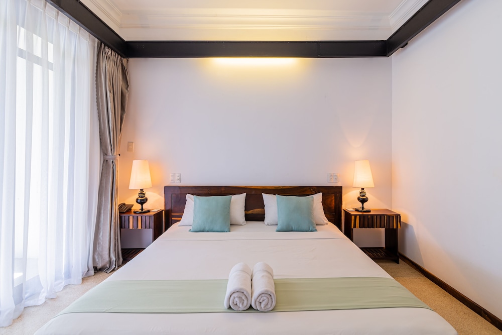 LUXURY, DOUBLE BED