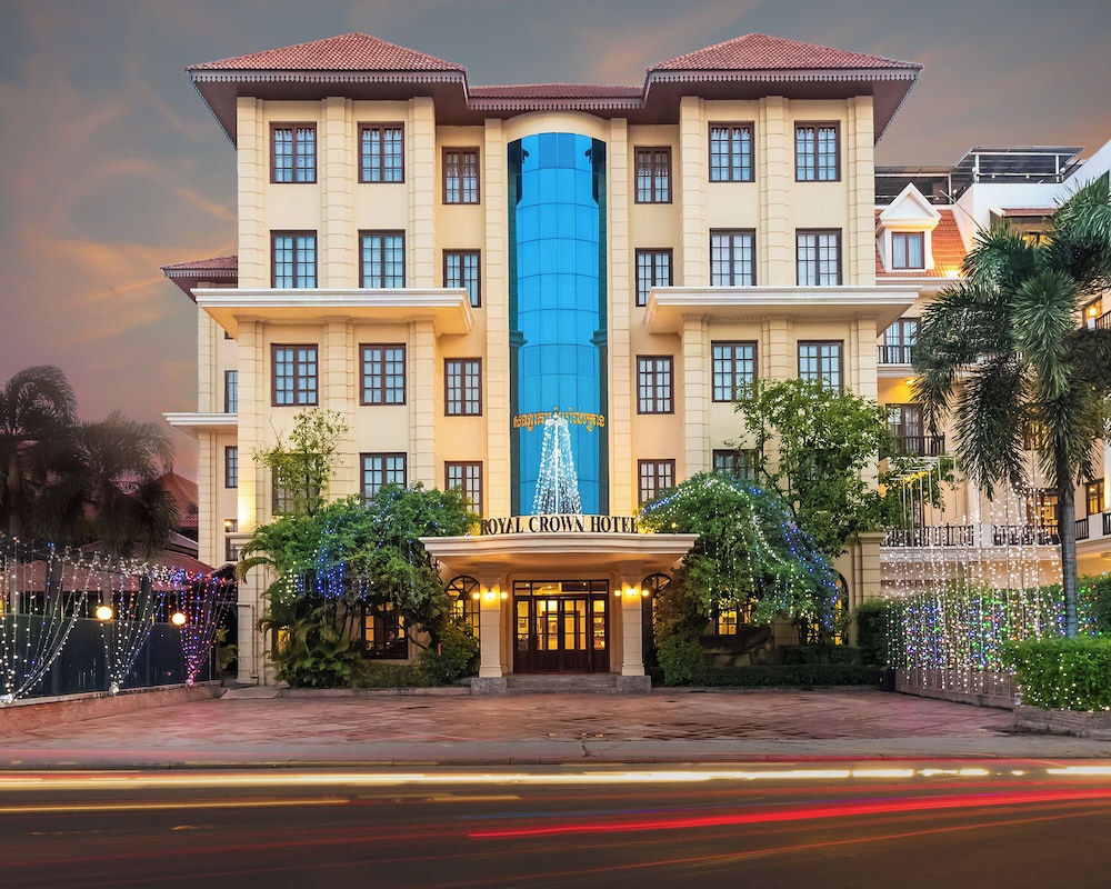 Royal Crown Hotel & Spa 9/70