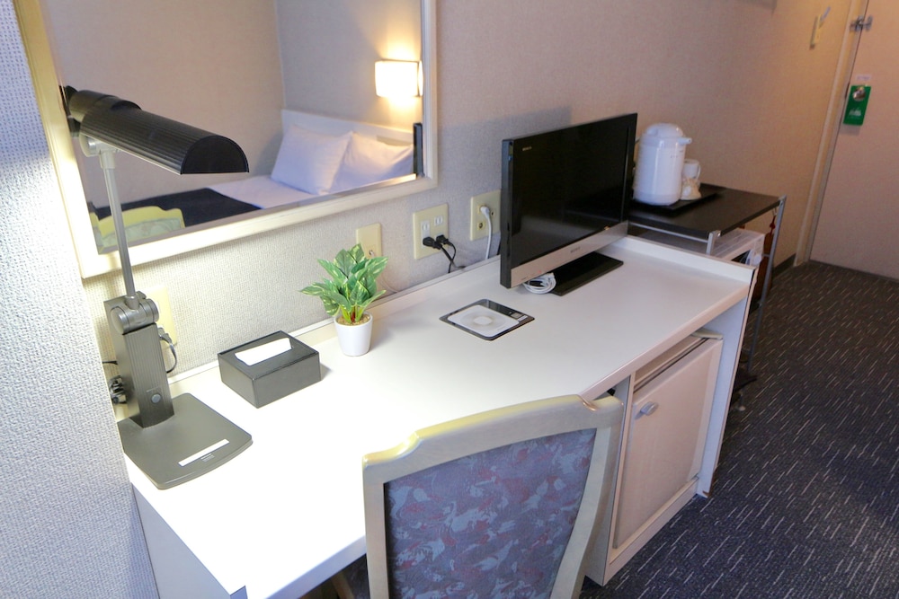 Hotel Livemax BUDGET Chofu Ekimae 29/33