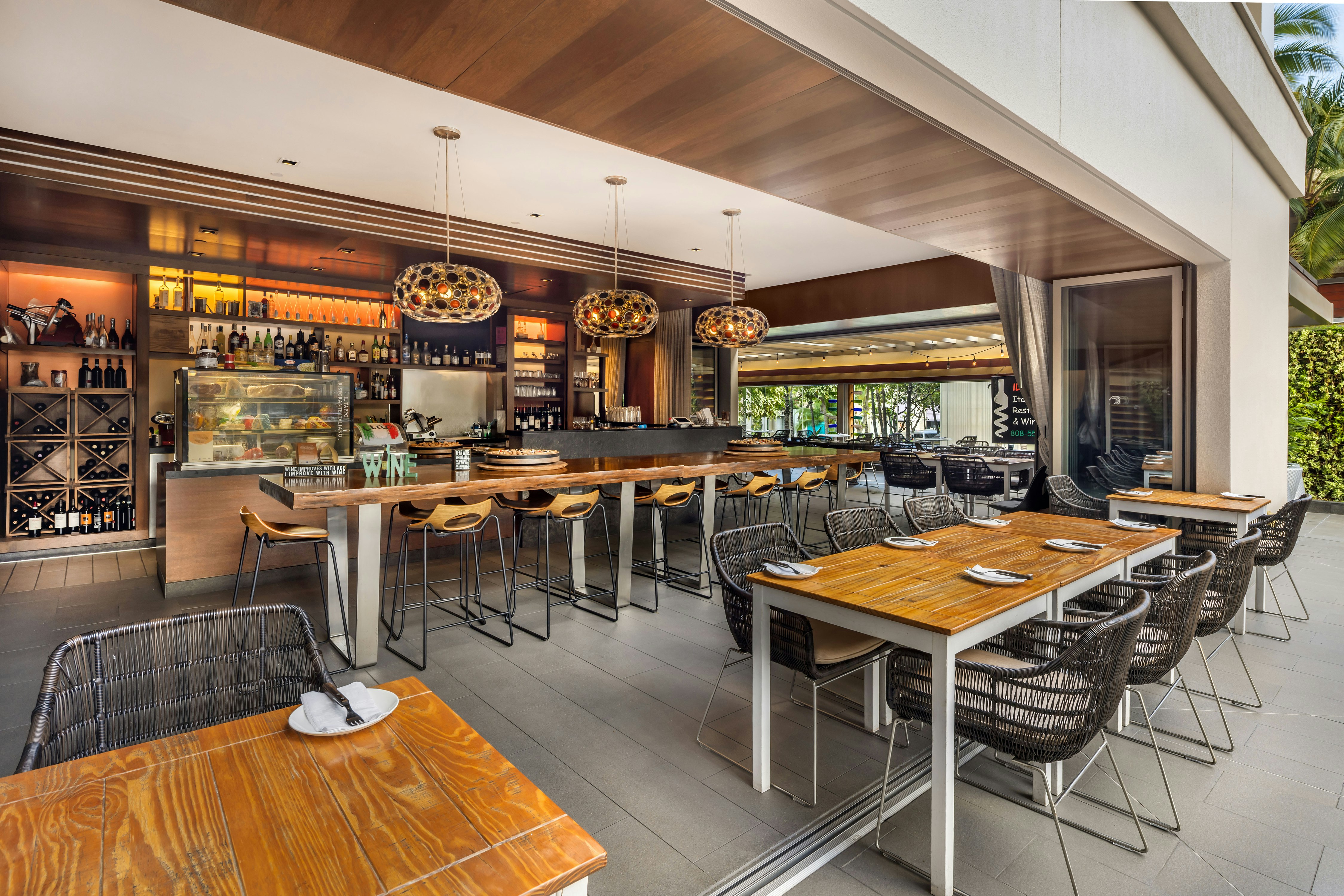 Hokulani Waikiki By Hilton Grand Vacations 58/68