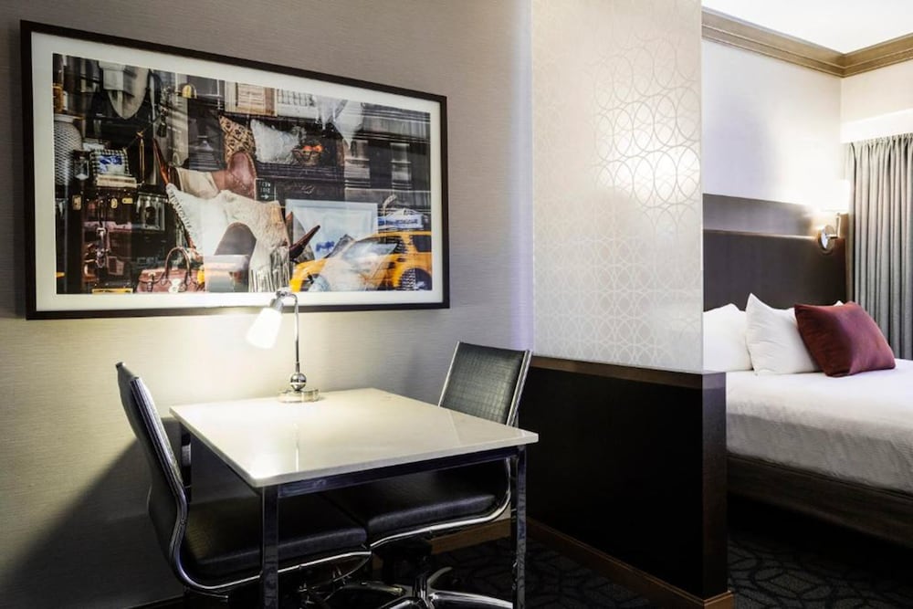 Hilton Club New York 32/38