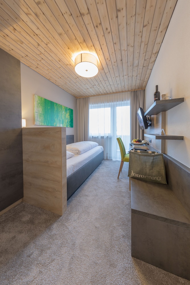 Hotel Sonne 4/73