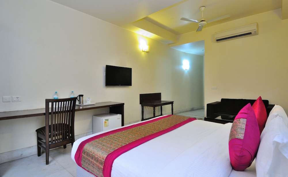 Oyo 11352 Hotel Shanti Villa 23/61