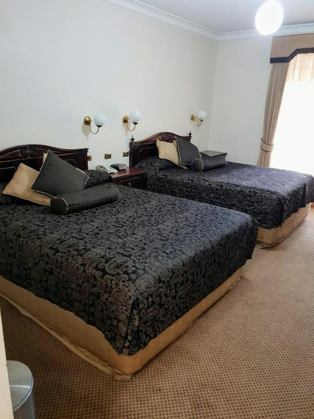 AUSTRALIAN HERITAGE MOTOR INN 7/33