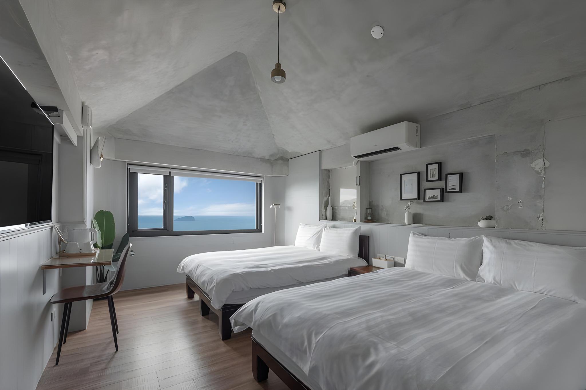 Superior, Quadruple, 2 Double Beds, Ocean View