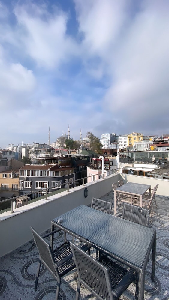 Saba Sultan Hotel Istanbul 52/55