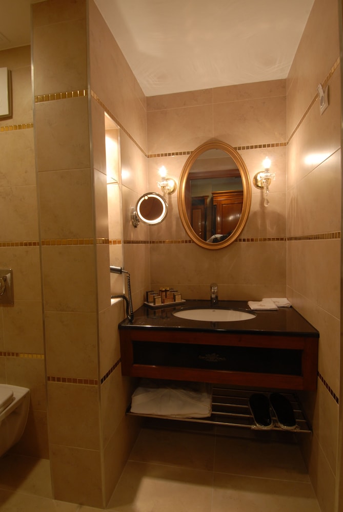 Divinus Hotel 27/71