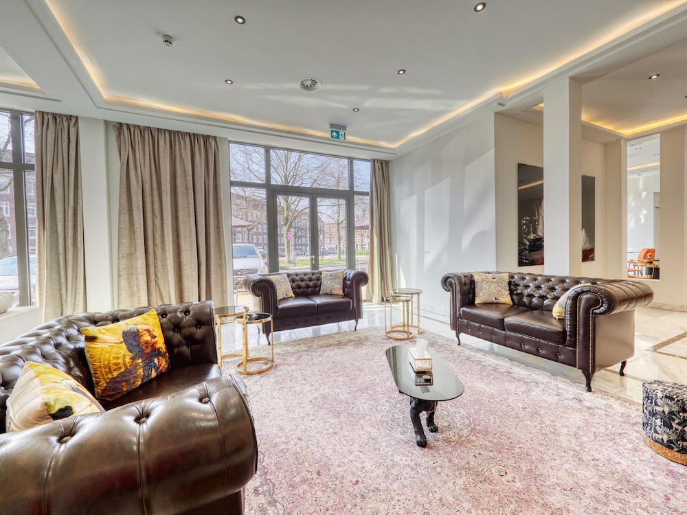 G Hotel 27/43