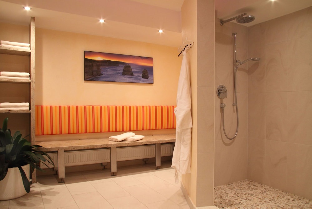 Hotel Am Schlosspark Zum Kurfurst 43/67