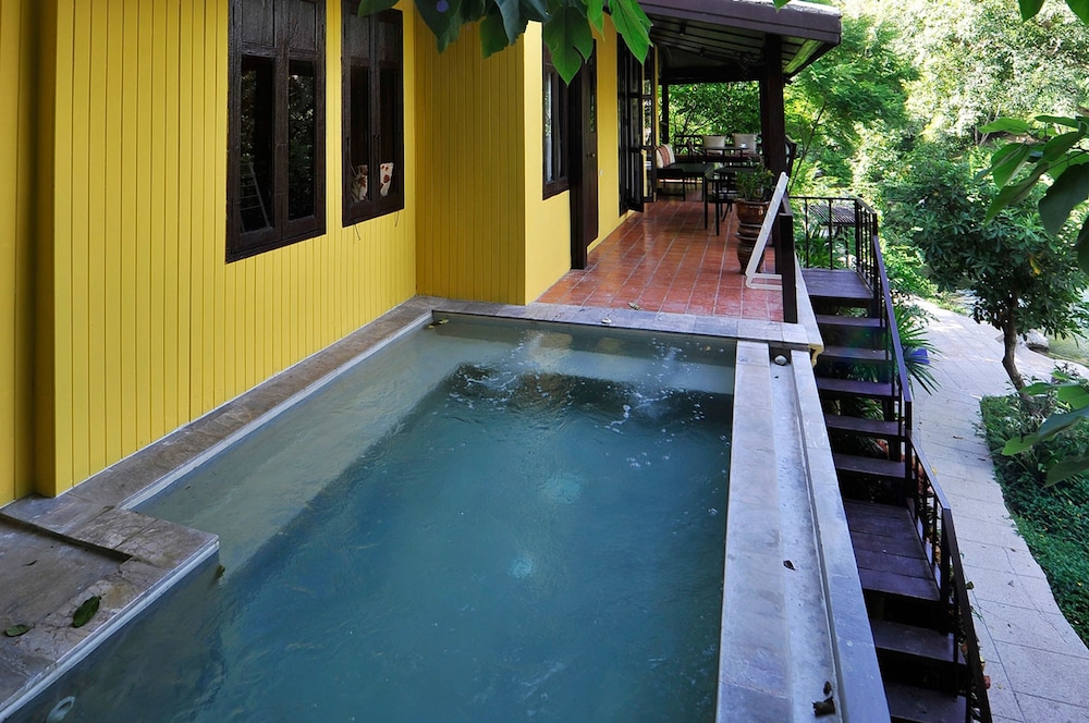 Zantiis Ndol Villas 43/66