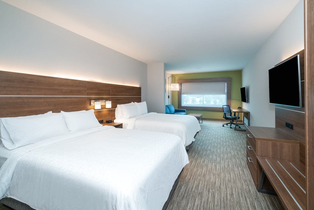 Holiday Inn Express Suites Atlanta Arpt Ne Hapeville 14/47