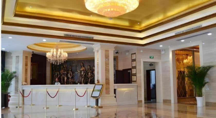 Vienna Hotel (Guilin Qixing Wanda Plaza) 10/48