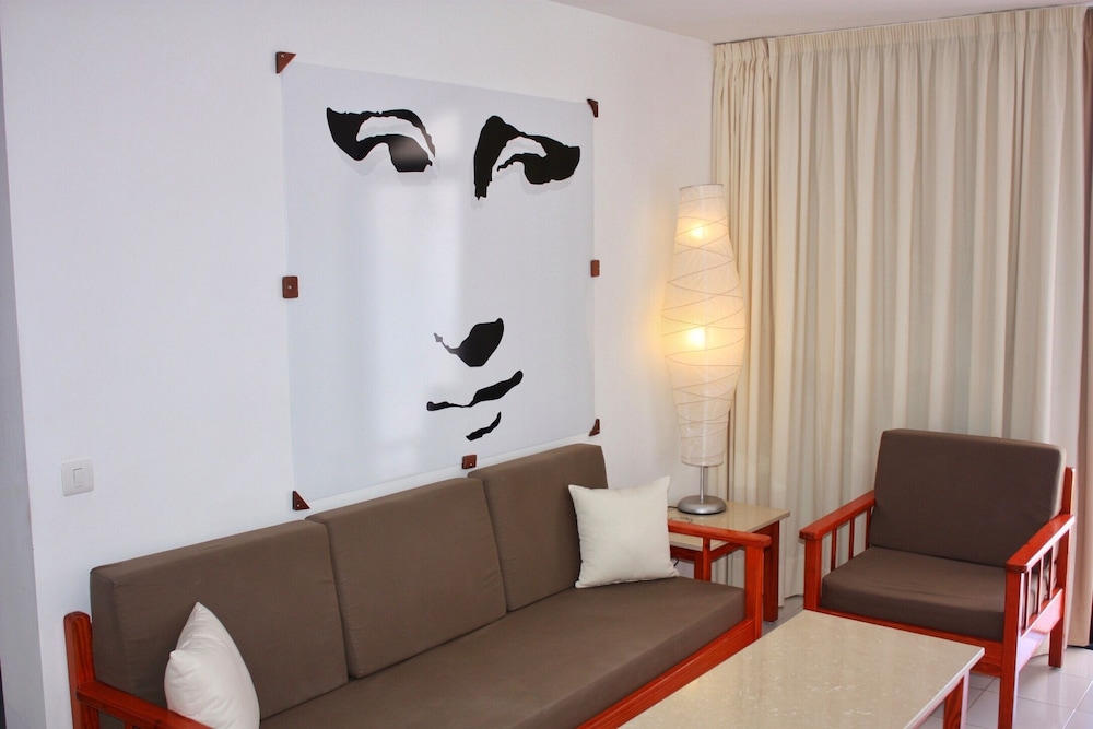 Curasol Apartments 22/50