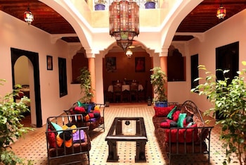 Riad Mounir 28/34