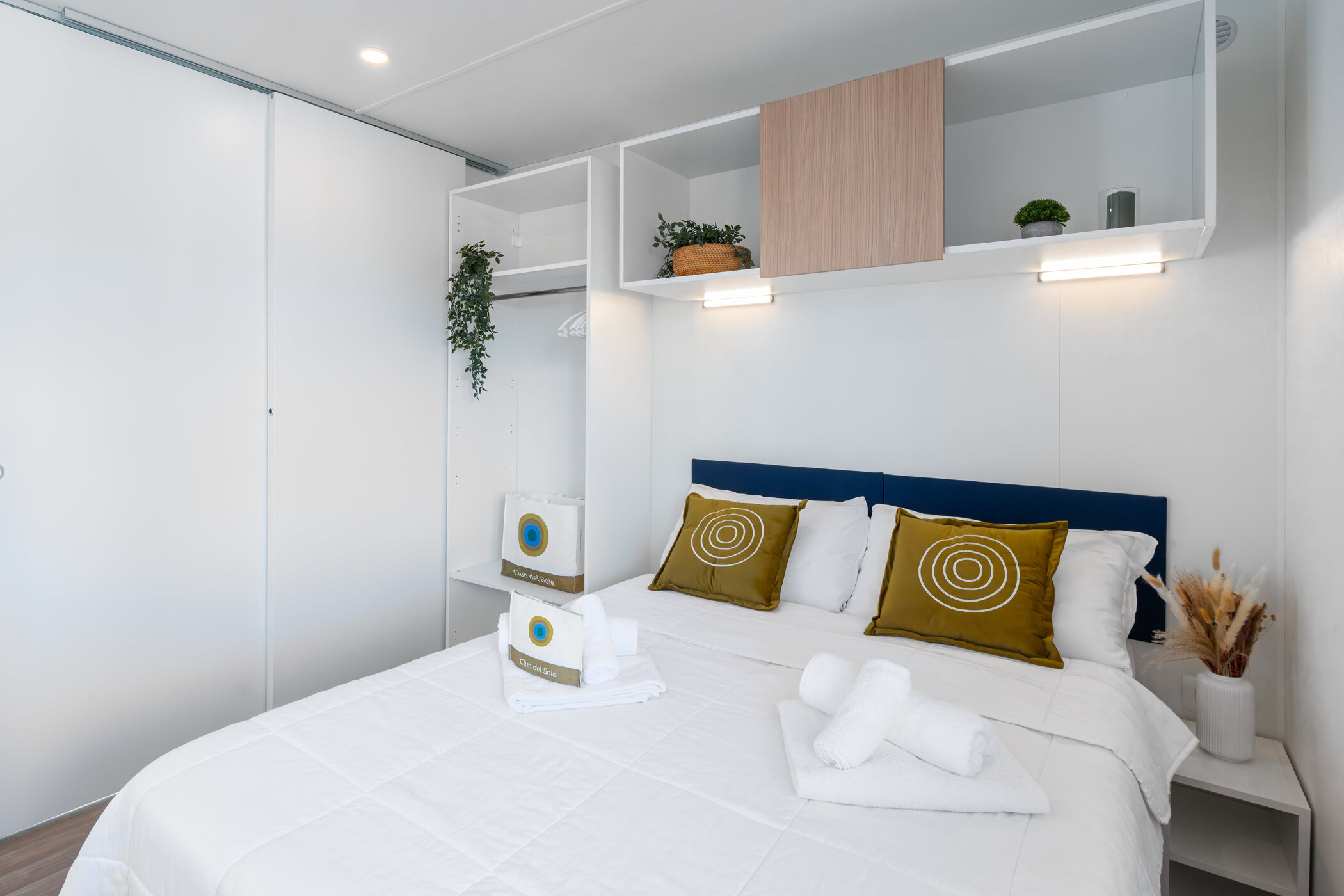 Comfort, Family, Lodge