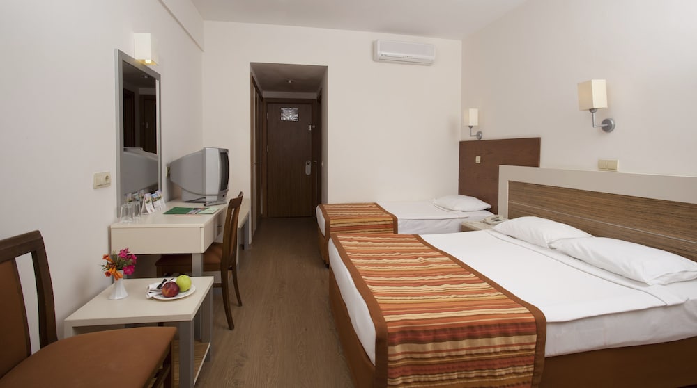 Side Story Resort & Spa 15/53
