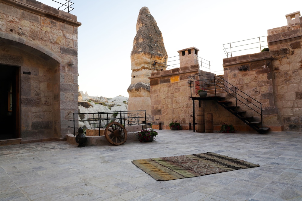 Aza Cave Hotel 43/50