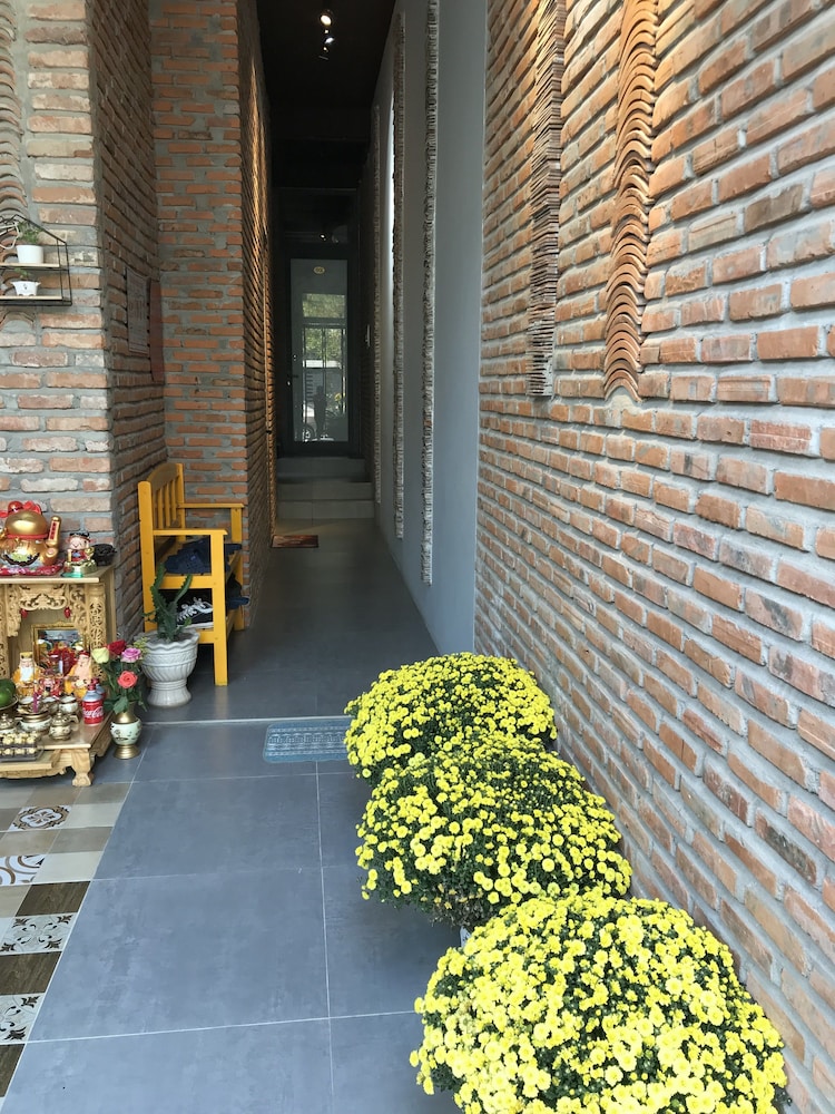 Ngoi House 9/34