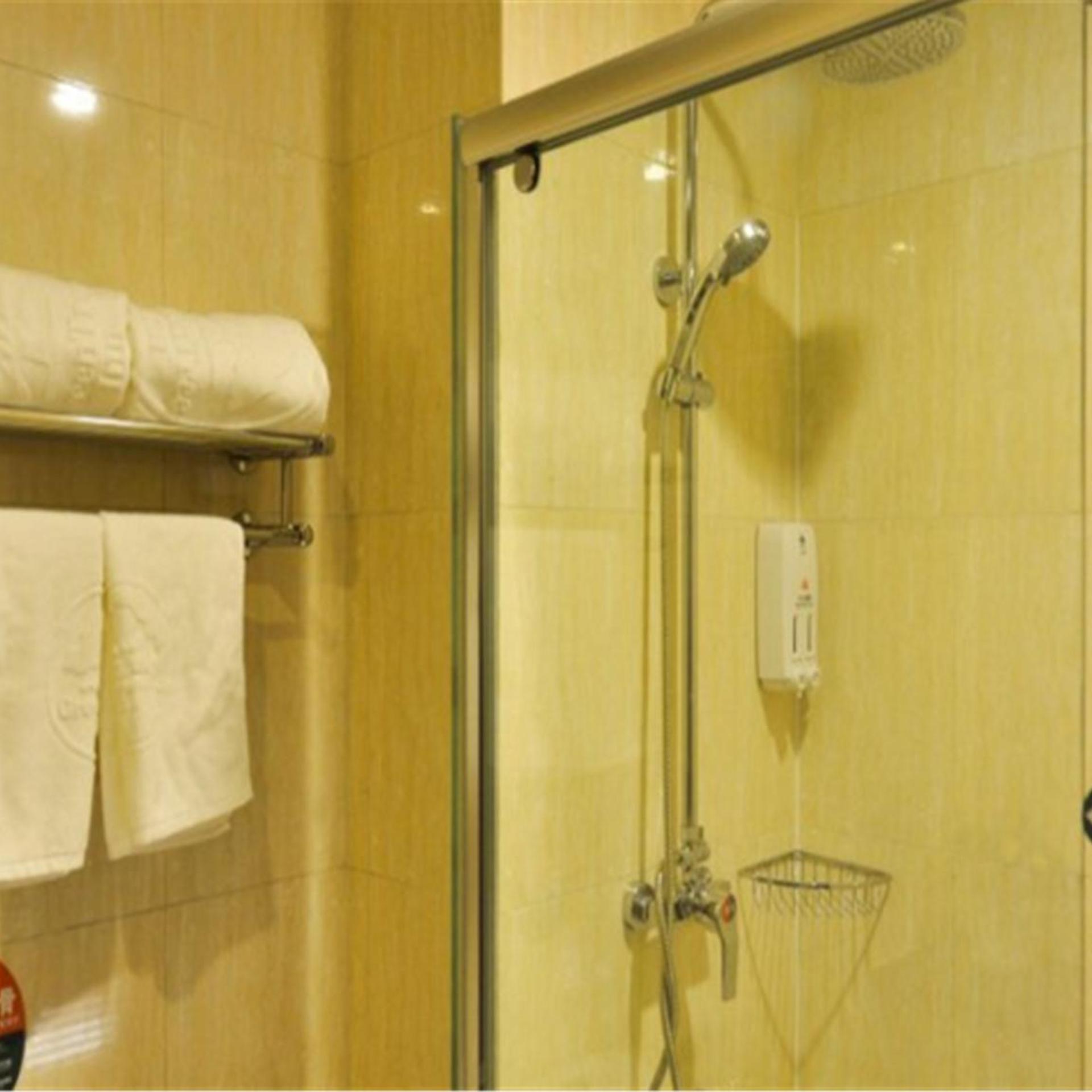GreenTree Inn Chengde Railway Station Southeast Chengde Century City Business Hotel 58/60