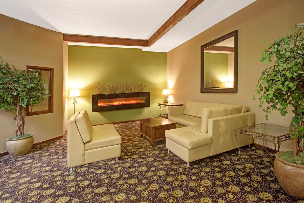 Super 8 by Wyndham Wheatridge/Denver West 15/24