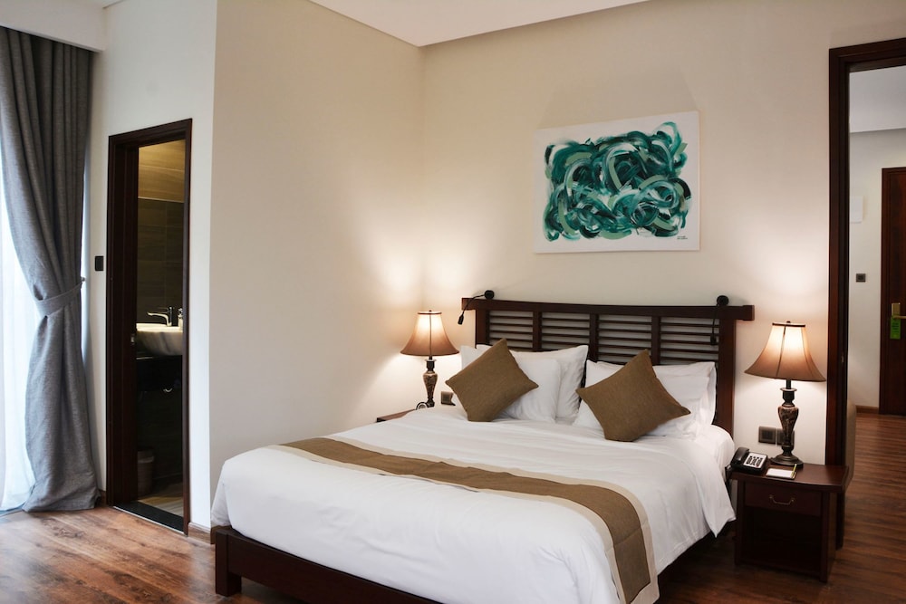 Silk Sense Hoi An River Resort 26/88