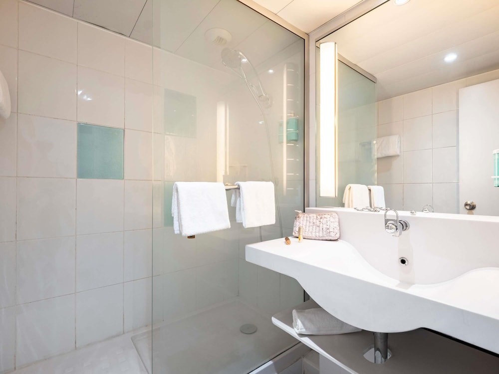 غرفة كلاسيكية بثلاثة أسرّة، Novotel Belfort Centre Atria 3/4
