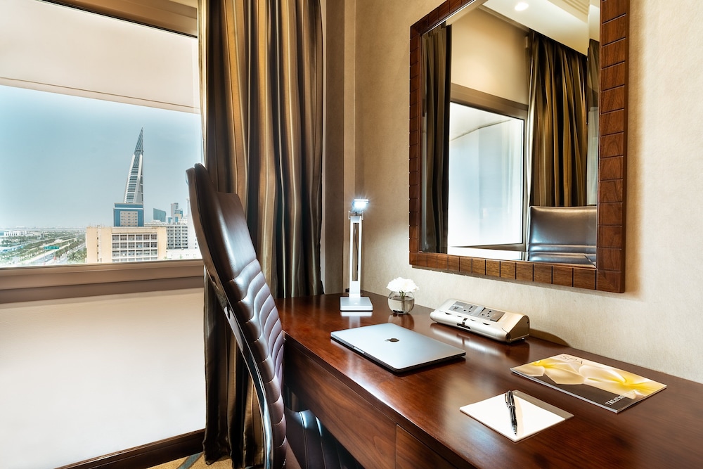 InterContinental Bahrain by IHG 60/77