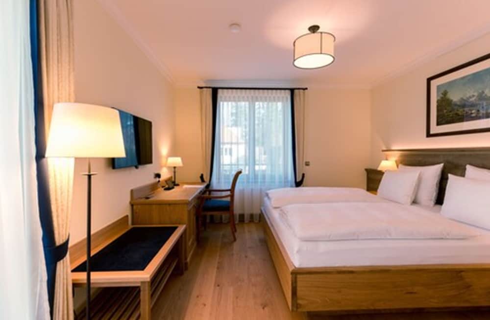 Hotel & Gaststätte Zum Erdinger Weissbräu 10/55