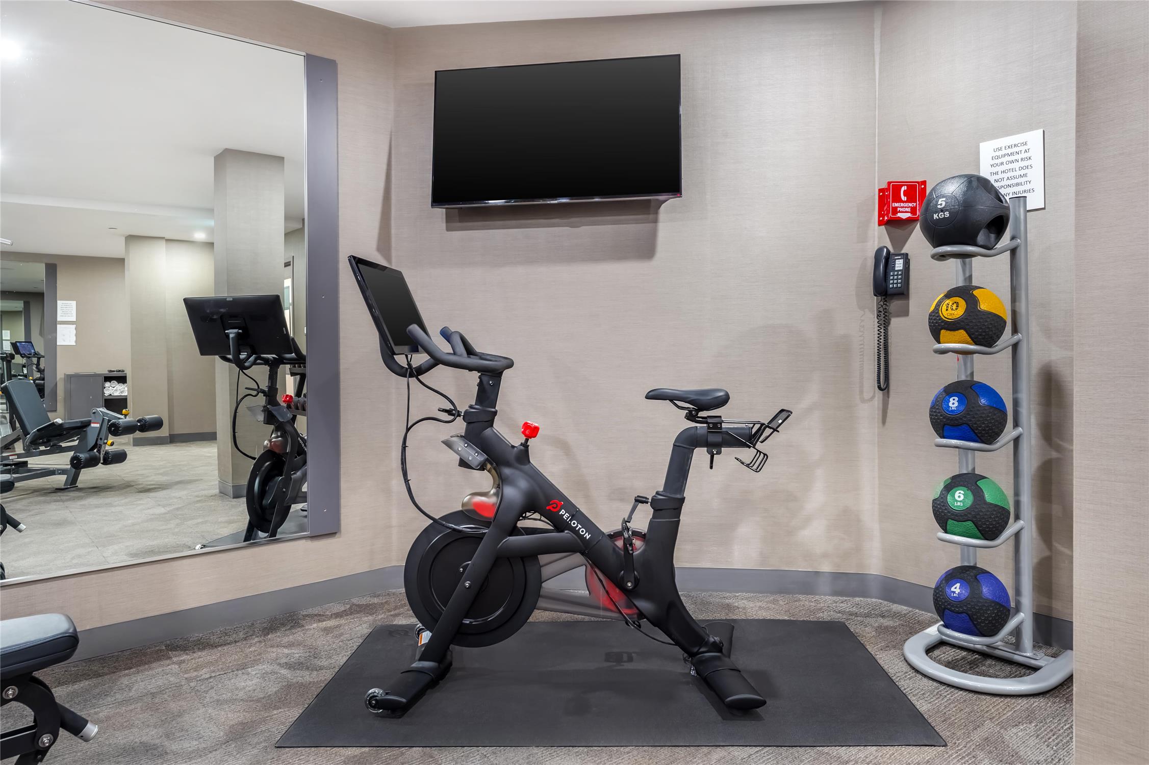 Best Western Plus Ottawa City Centre 8/24