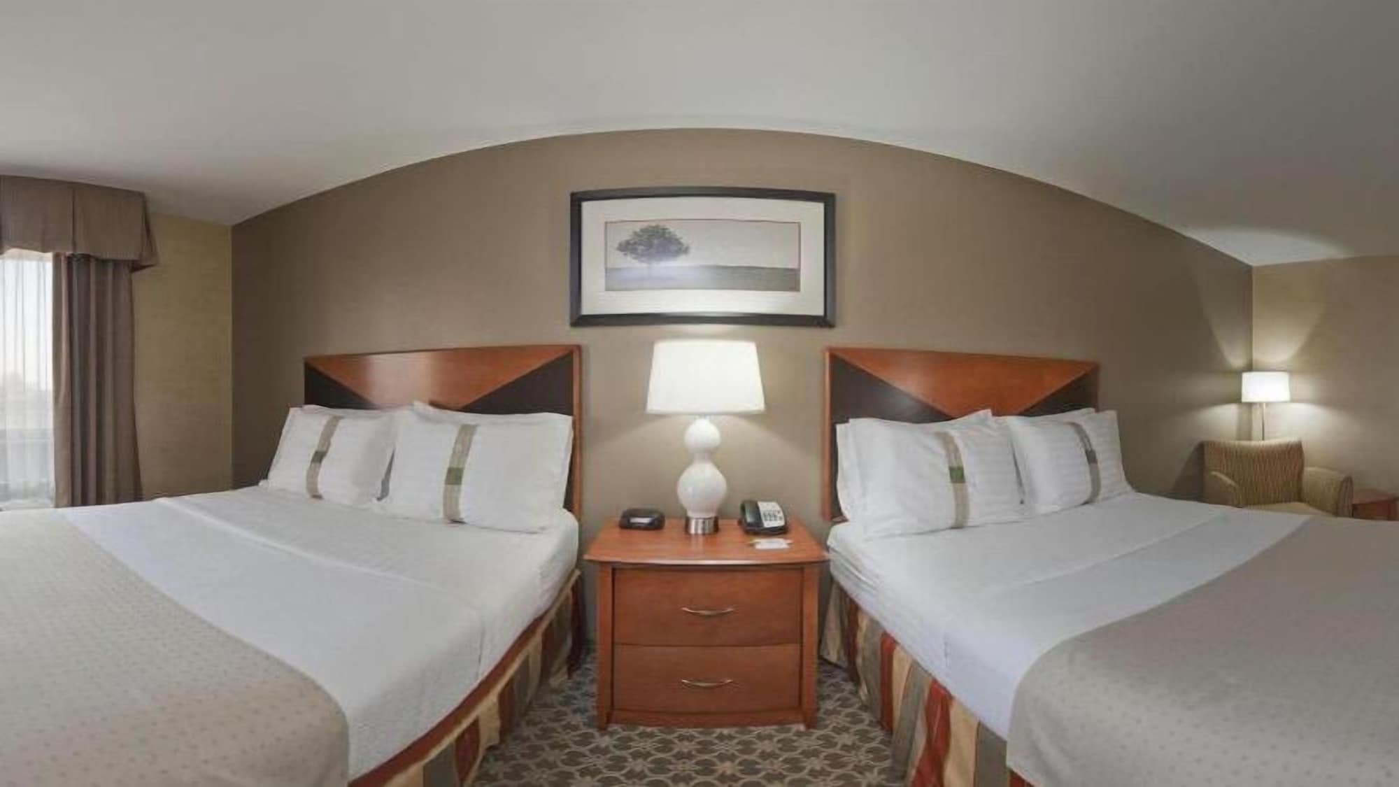 Standard, 2 Queen Beds