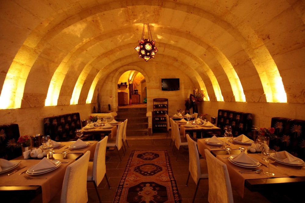 Miras Hotel 35/49