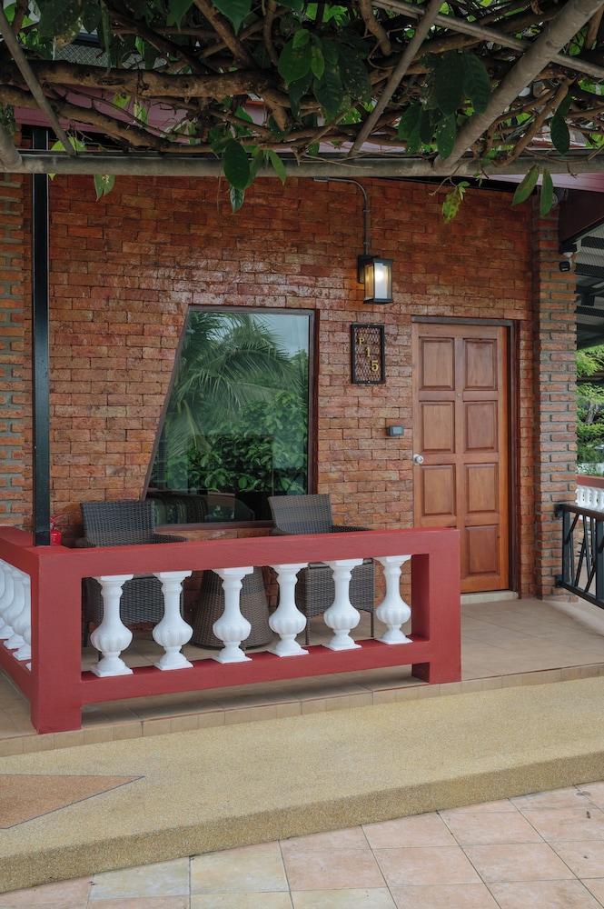 Pongphen Guesthouse 9/72