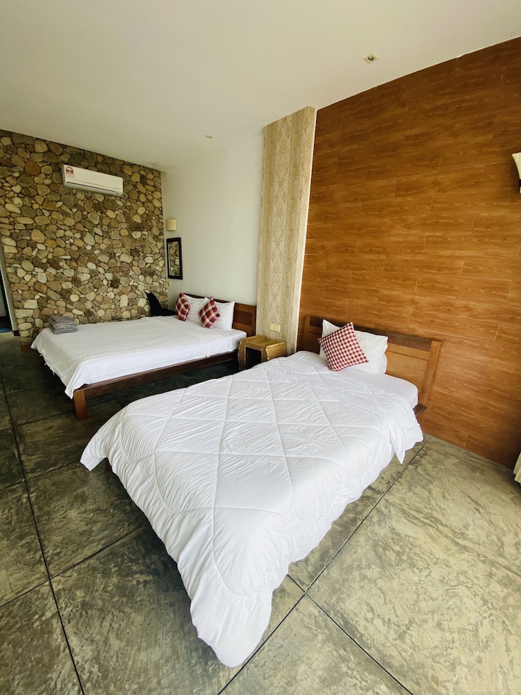 Saravoan Hotel Kep 29/65